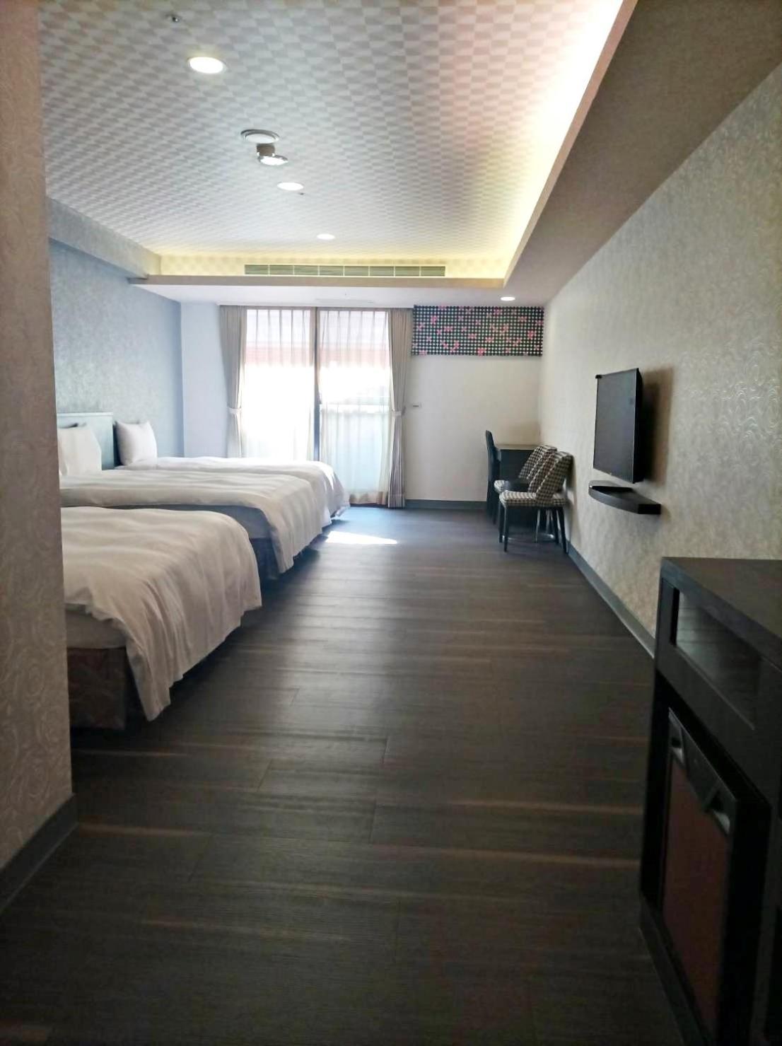 Crystal Hotel Пулі Екстер'єр фото